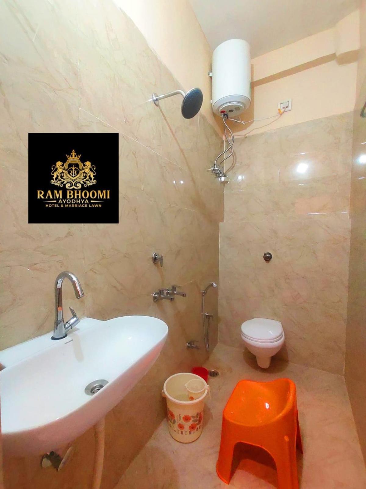 Hotel Rambhoomi Ayodhya 외부 사진